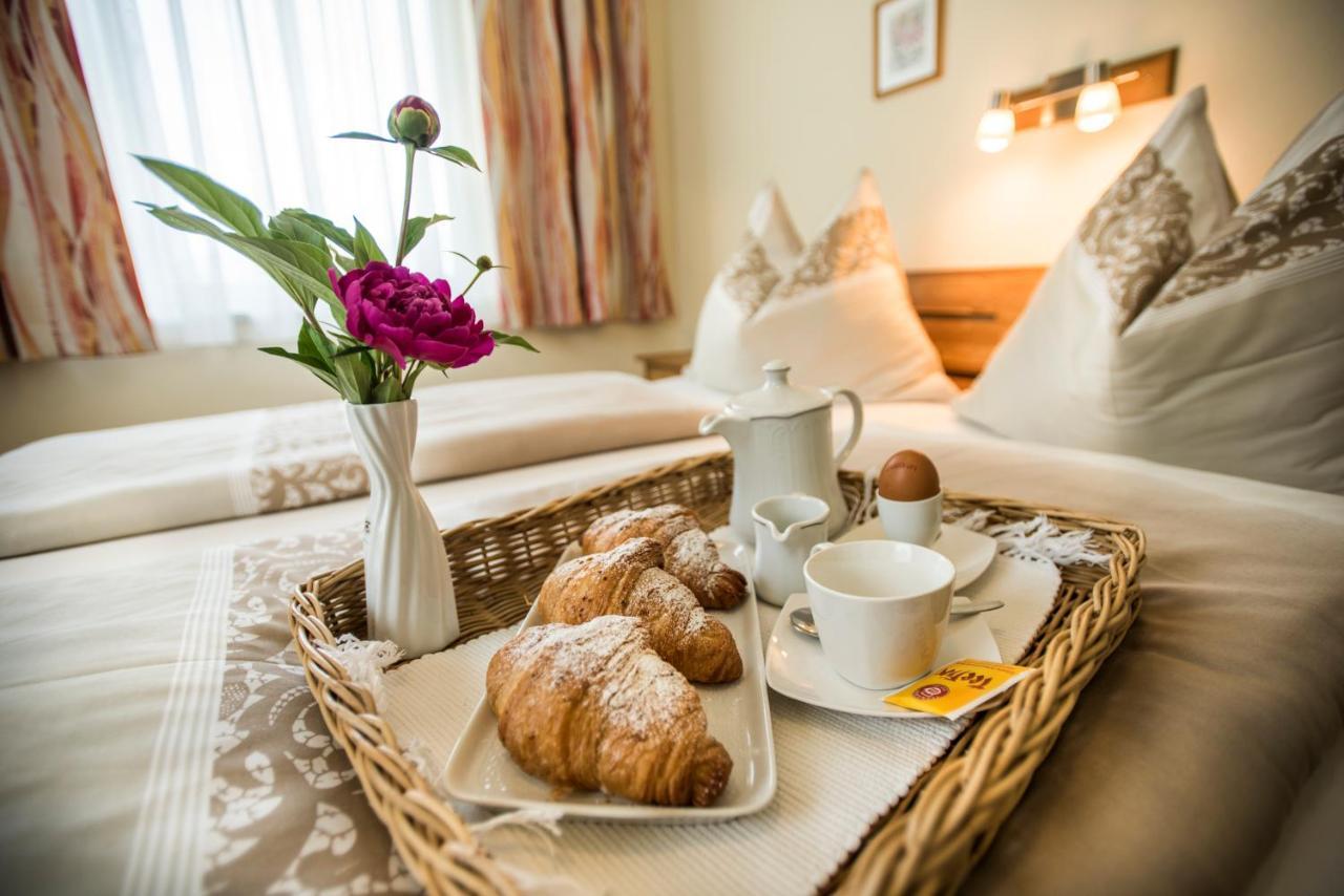 Gaestehaus Karawankenblick Apartment Drobollach am Faakersee Bagian luar foto